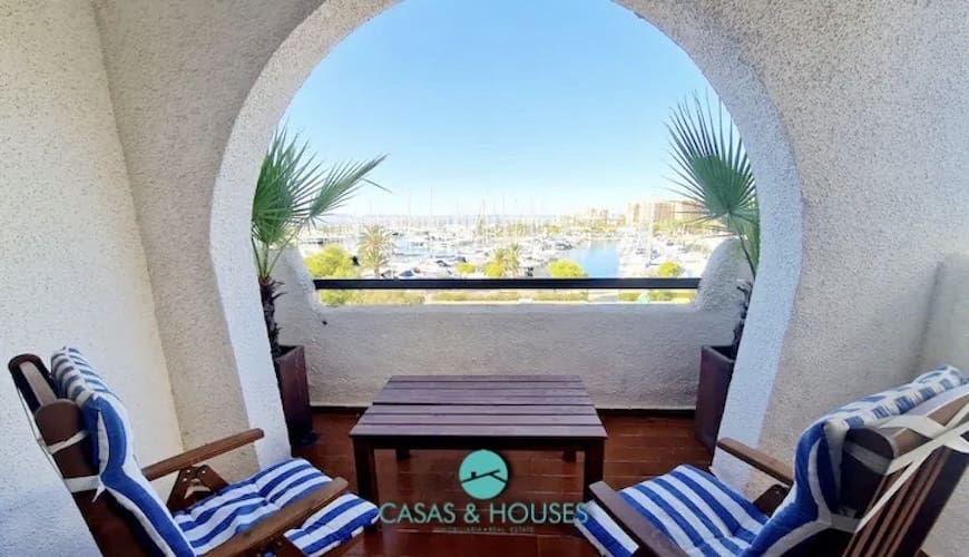 3 soveværelse Lejlighed til salg i La Manga del Mar Menor med swimmingpool - € 290.000 (Ref: 10179591)