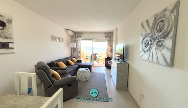 2 soveværelse Lejlighed til salg i La Manga del Mar Menor med swimmingpool garage - € 210.000 (Ref: 10179593)