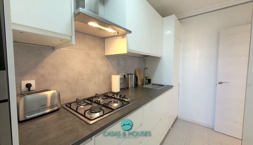 2 soveværelse Lejlighed til salg i La Manga del Mar Menor med swimmingpool garage - € 210.000 (Ref: 10179593)