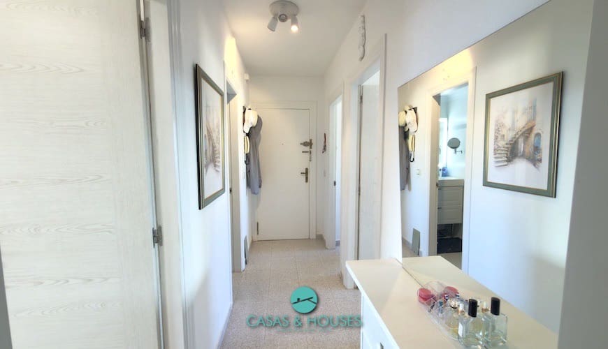 2 soveværelse Lejlighed til salg i La Manga del Mar Menor med swimmingpool garage - € 210.000 (Ref: 10179593)