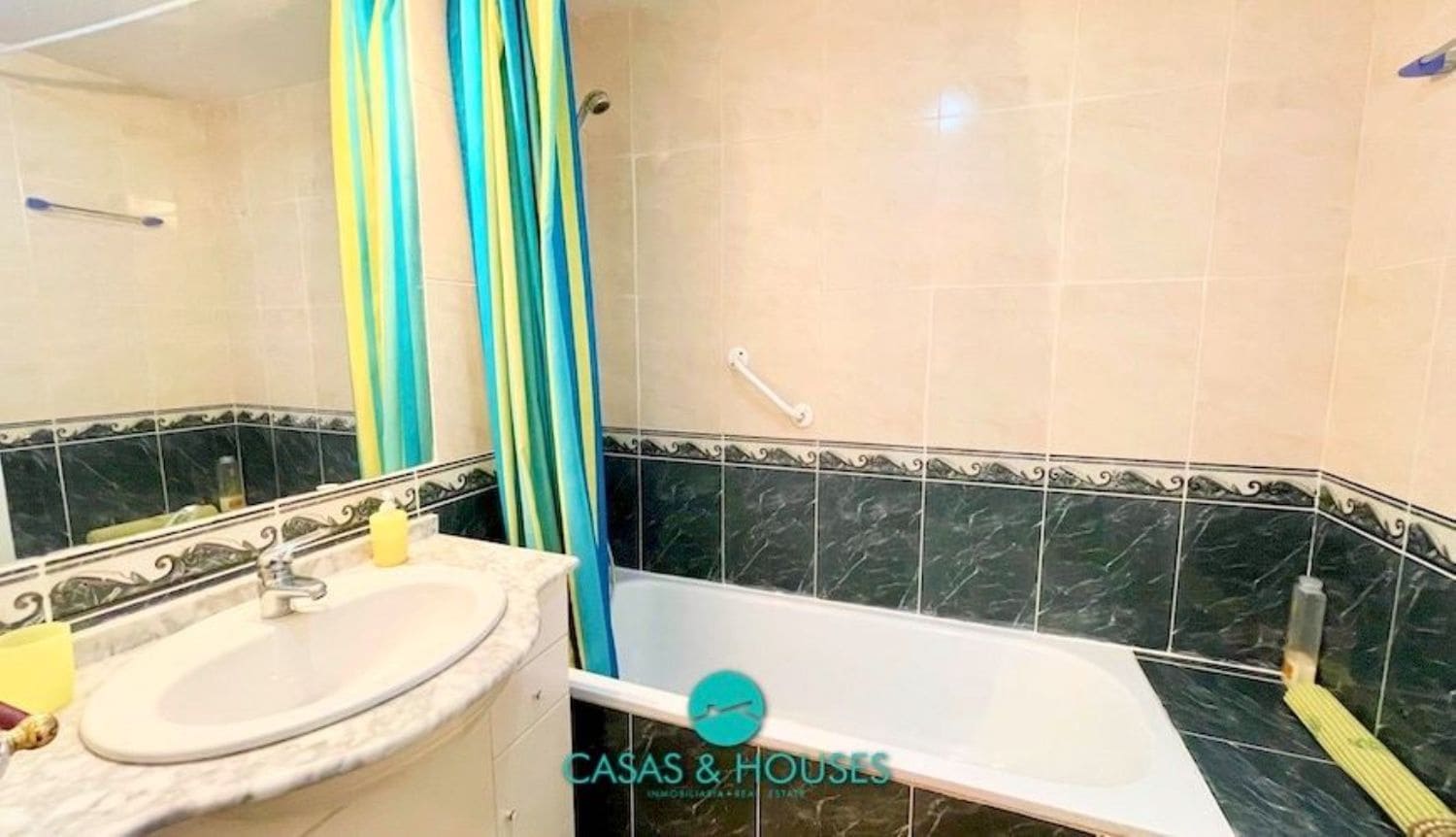 2 sypialnia Apartament na sprzedaż w La Manga del Mar Menor z basenem garażem - 140 000 € (Ref: 7613858)