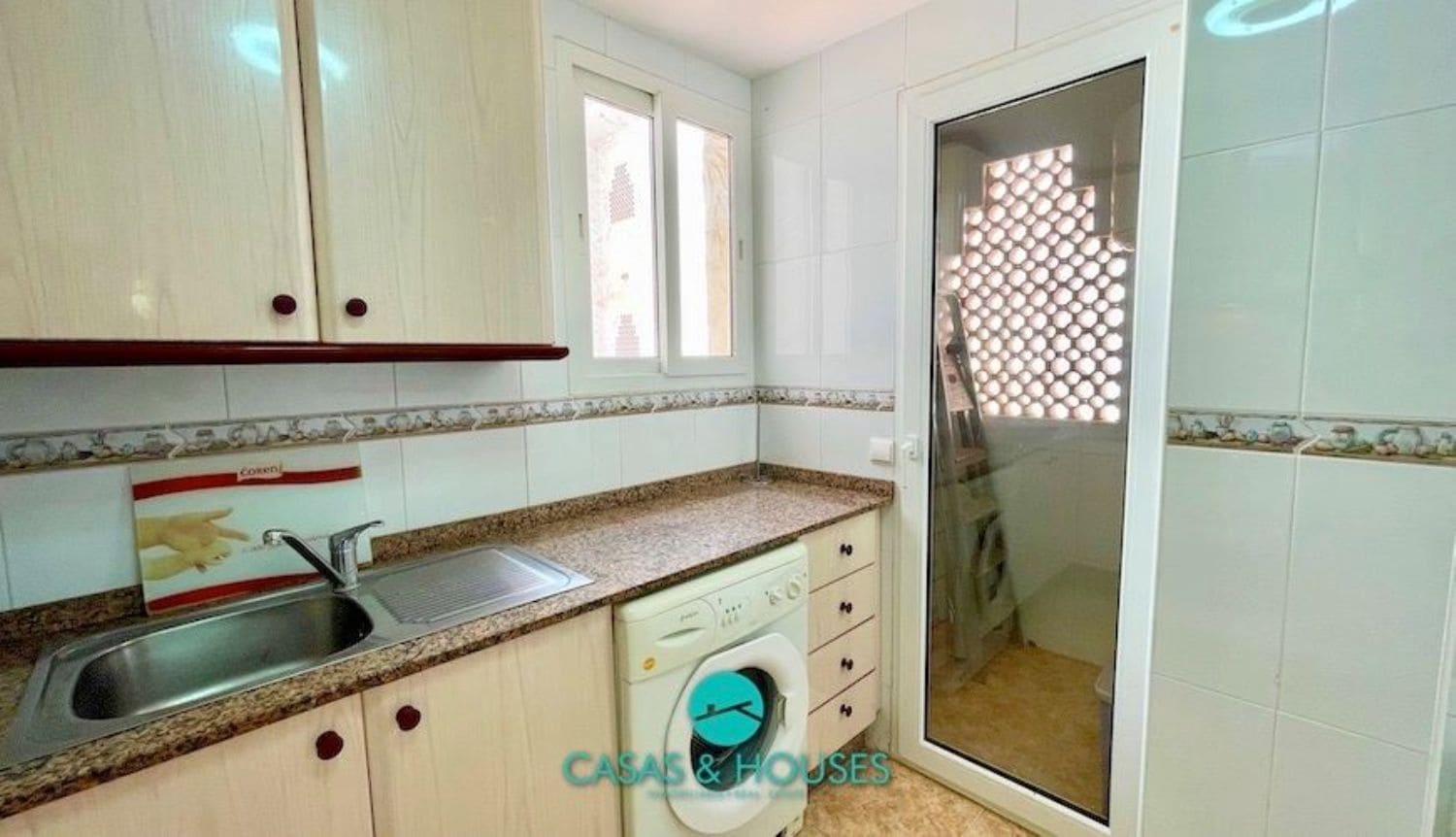 2 sypialnia Apartament na sprzedaż w La Manga del Mar Menor z basenem garażem - 140 000 € (Ref: 7613858)