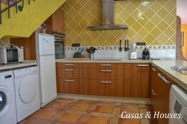 4 sypialnia Willa na sprzedaż w La Manga del Mar Menor - 560 000 € (Ref: 7918408)