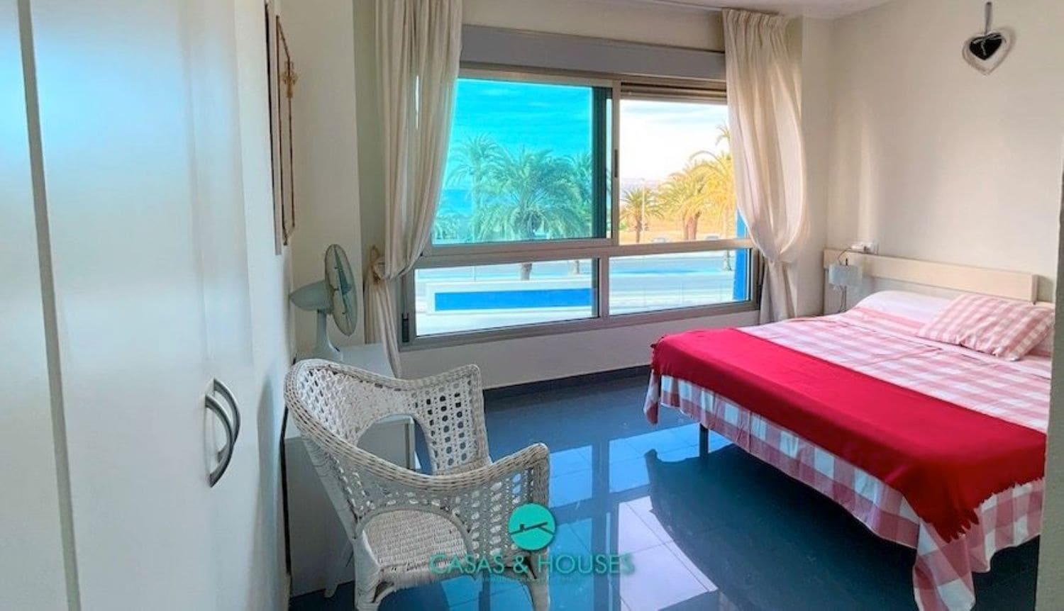 2 soverom Leilighet til salgs i La Manga del Mar Menor med svømmebasseng garasje - € 184 000 (Ref: 7918412)