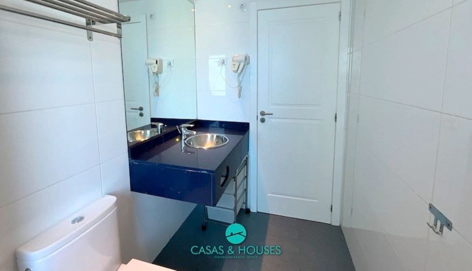 2 soverom Leilighet til salgs i La Manga del Mar Menor med svømmebasseng garasje - € 184 000 (Ref: 7918412)