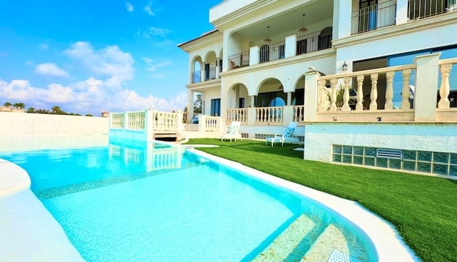 7 soverom Villa til salgs i La Manga del Mar Menor med svømmebasseng garasje - € 2 285 000 (Ref: 8169562)