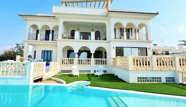 7 soverom Villa til salgs i La Manga del Mar Menor med svømmebasseng garasje - € 2 285 000 (Ref: 8169562)