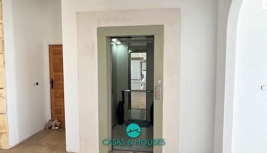 7 soverom Villa til salgs i La Manga del Mar Menor med svømmebasseng garasje - € 2 285 000 (Ref: 8169562)