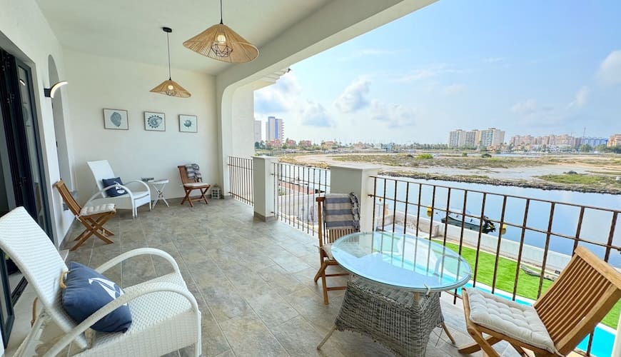 7 soverom Villa til salgs i La Manga del Mar Menor med svømmebasseng garasje - € 2 285 000 (Ref: 8169562)