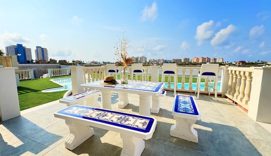 7 soverom Villa til salgs i La Manga del Mar Menor med svømmebasseng garasje - € 2 285 000 (Ref: 8169562)