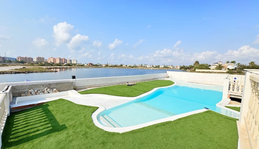 7 soverom Villa til salgs i La Manga del Mar Menor med svømmebasseng garasje - € 2 285 000 (Ref: 8169562)