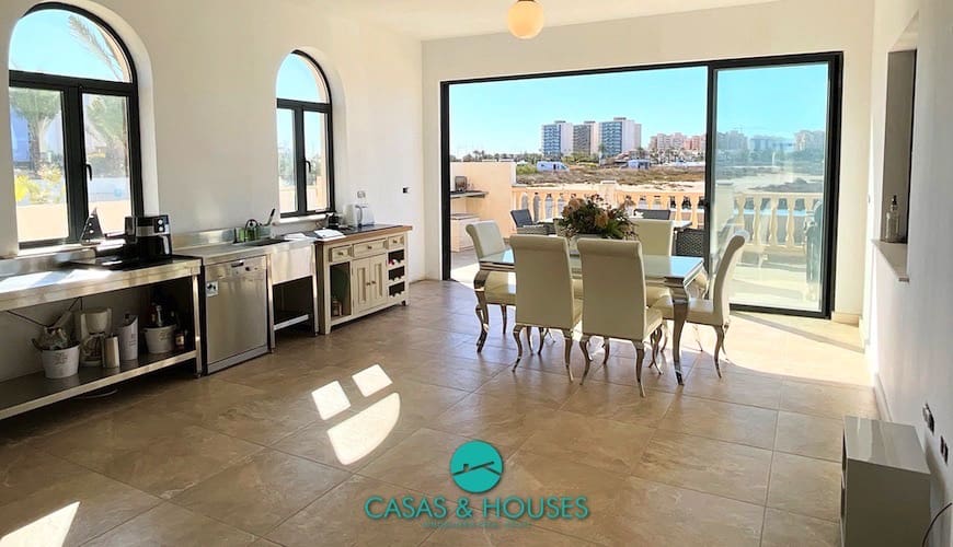 7 soverom Villa til salgs i La Manga del Mar Menor med svømmebasseng garasje - € 2 285 000 (Ref: 8169562)