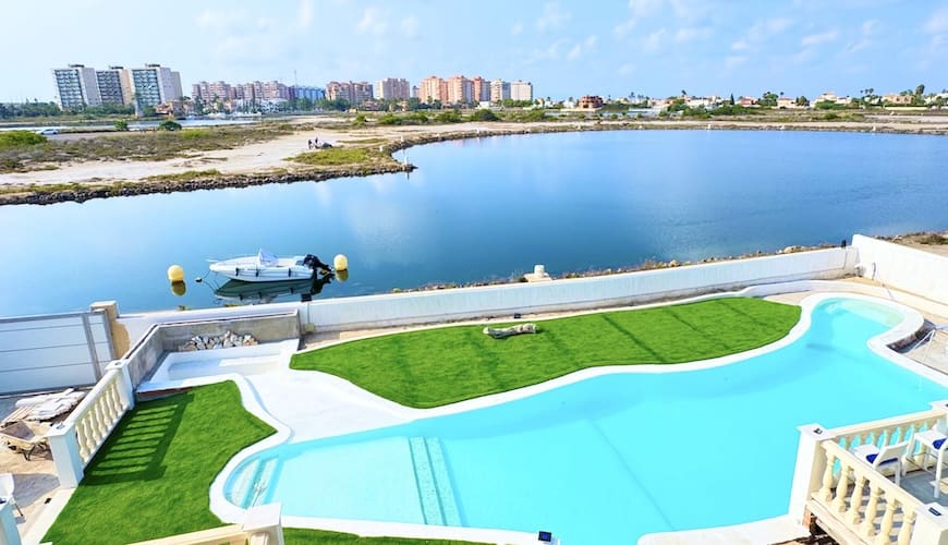 7 soverom Villa til salgs i La Manga del Mar Menor med svømmebasseng garasje - € 2 285 000 (Ref: 8169562)