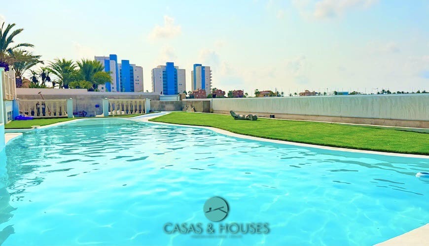 7 soverom Villa til salgs i La Manga del Mar Menor med svømmebasseng garasje - € 2 285 000 (Ref: 8169562)