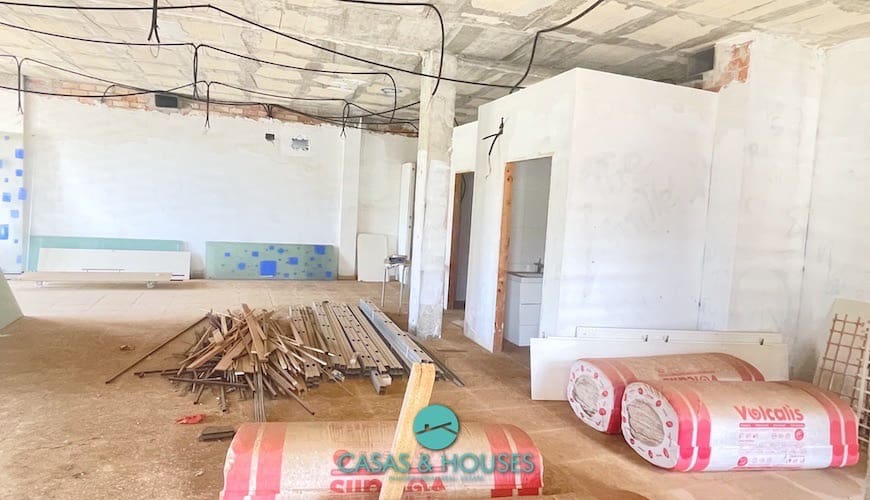 Erhverv til salg i La Manga del Mar Menor - € 130.000 (Ref: 8501122)