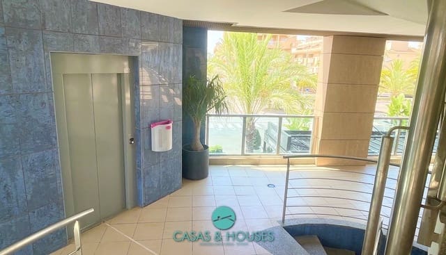 Kommersiell til salgs i La Manga del Mar Menor - € 130 000 (Ref: 8501122)