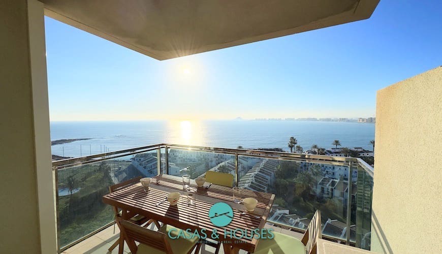 2 soveværelse Lejlighed til salg i La Manga del Mar Menor med swimmingpool garage - € 182.000 (Ref: 8754880)