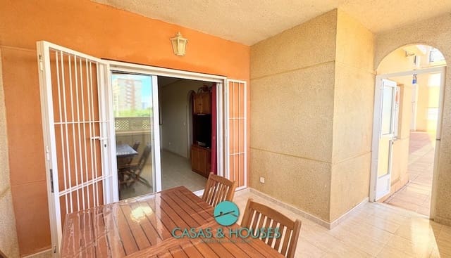 2 soverom Leilighet til salgs i La Manga del Mar Menor med svømmebasseng garasje - € 136 000 (Ref: 8816318)