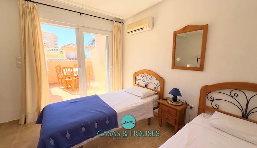 3 quarto Casa em Banda para venda em La Manga del Mar Menor com piscina garagem - 260 000 € (Ref: 8976546)