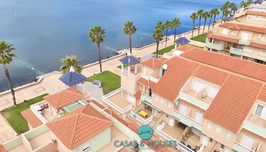3 quarto Casa em Banda para venda em La Manga del Mar Menor com piscina garagem - 260 000 € (Ref: 8976546)