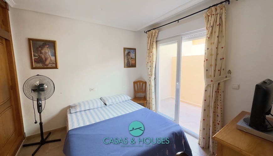 3 quarto Casa em Banda para venda em La Manga del Mar Menor com piscina garagem - 260 000 € (Ref: 8976546)