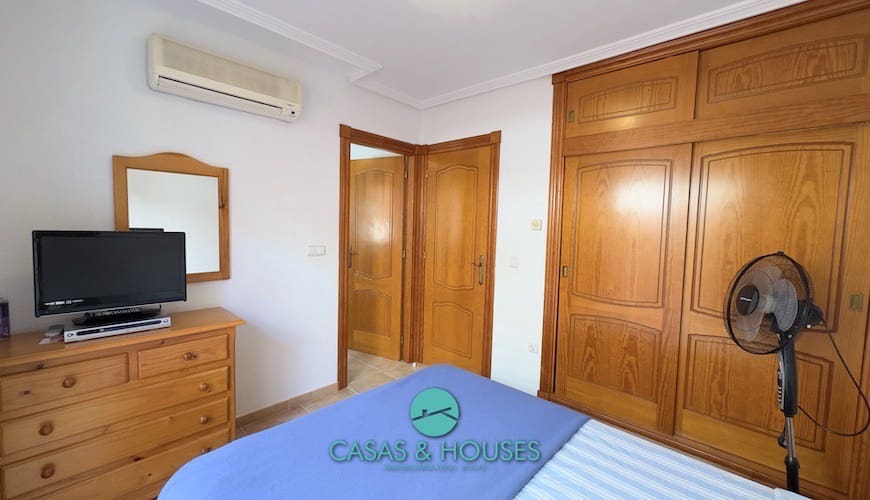 3 quarto Casa em Banda para venda em La Manga del Mar Menor com piscina garagem - 260 000 € (Ref: 8976546)