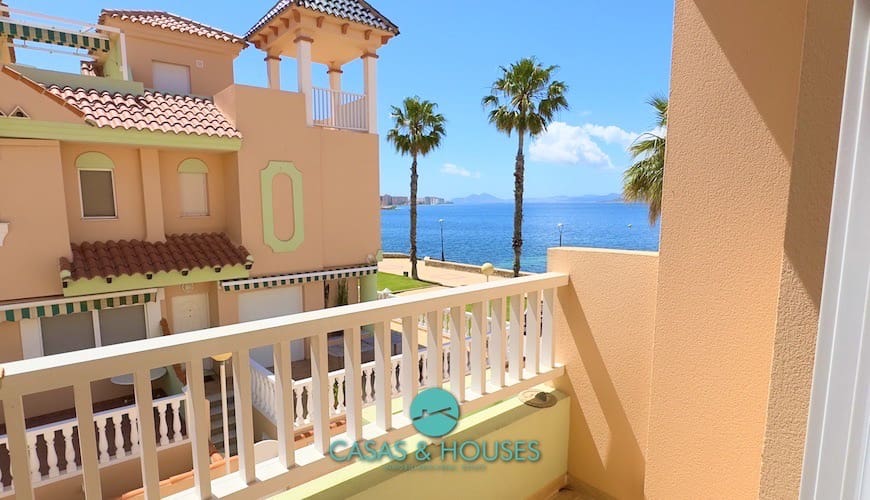 3 quarto Casa em Banda para venda em La Manga del Mar Menor com piscina garagem - 260 000 € (Ref: 8976546)