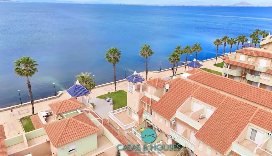 3 quarto Casa em Banda para venda em La Manga del Mar Menor com piscina garagem - 260 000 € (Ref: 8976546)