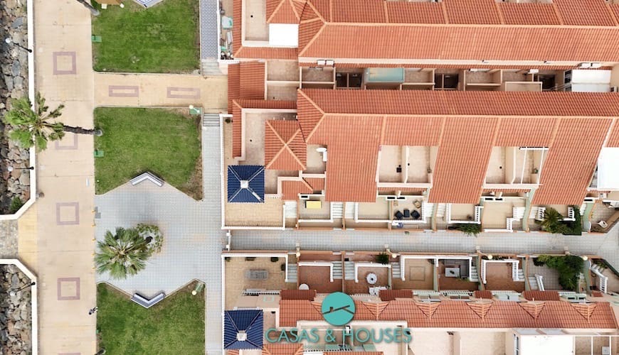 3 quarto Casa em Banda para venda em La Manga del Mar Menor com piscina garagem - 260 000 € (Ref: 8976546)