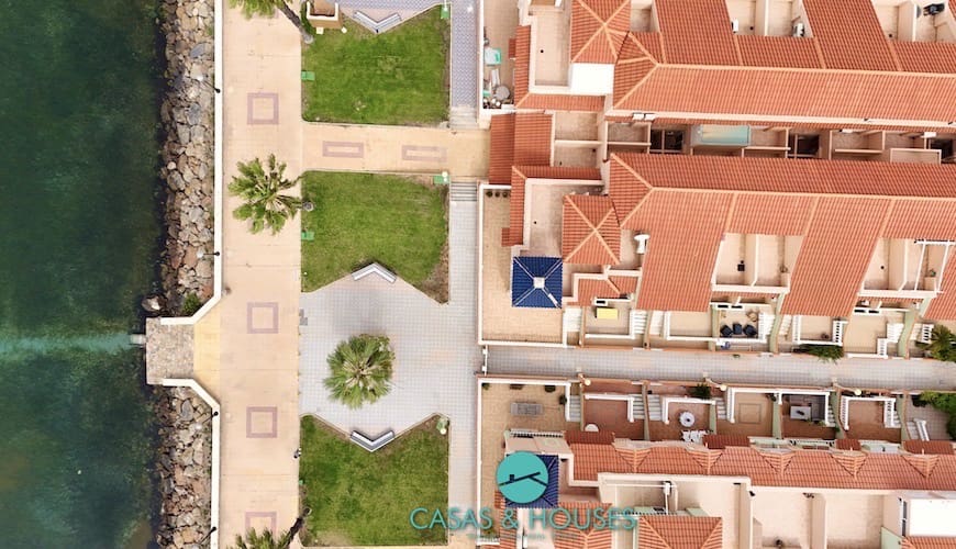 3 quarto Casa em Banda para venda em La Manga del Mar Menor com piscina garagem - 260 000 € (Ref: 8976546)