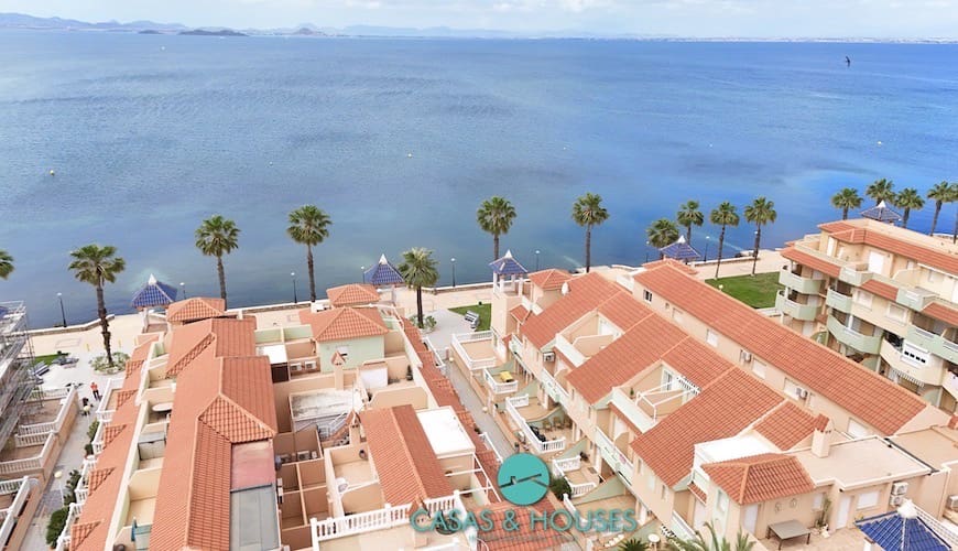 3 quarto Casa em Banda para venda em La Manga del Mar Menor com piscina garagem - 260 000 € (Ref: 8976546)