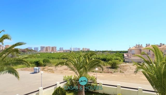 2 soverom Leilighet til salgs i La Manga del Mar Menor med svømmebasseng garasje - € 135 000 (Ref: 8983709)