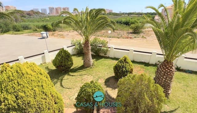 2 soverom Leilighet til salgs i La Manga del Mar Menor med svømmebasseng garasje - € 135 000 (Ref: 8983709)