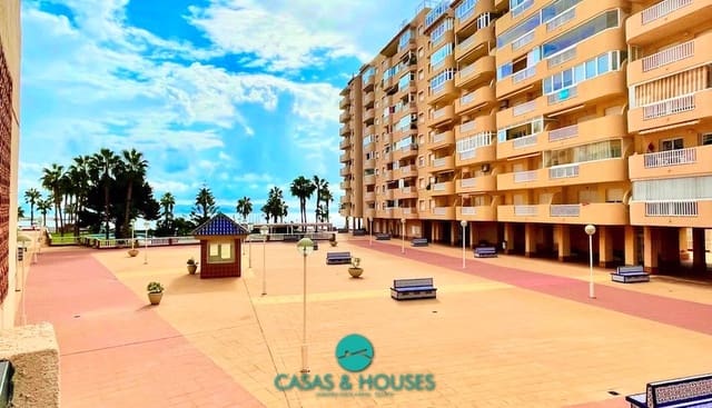 2 makuuhuone Huoneisto myytävänä paikassa La Manga del Mar Menor mukana uima-altaan 
autotalli - 155 000 € (Ref: 9001830)