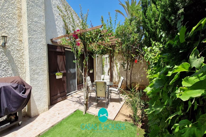 4 soveværelse Villa til salg i La Manga del Mar Menor med swimmingpool garage - € 410.000 (Ref: 9059900)