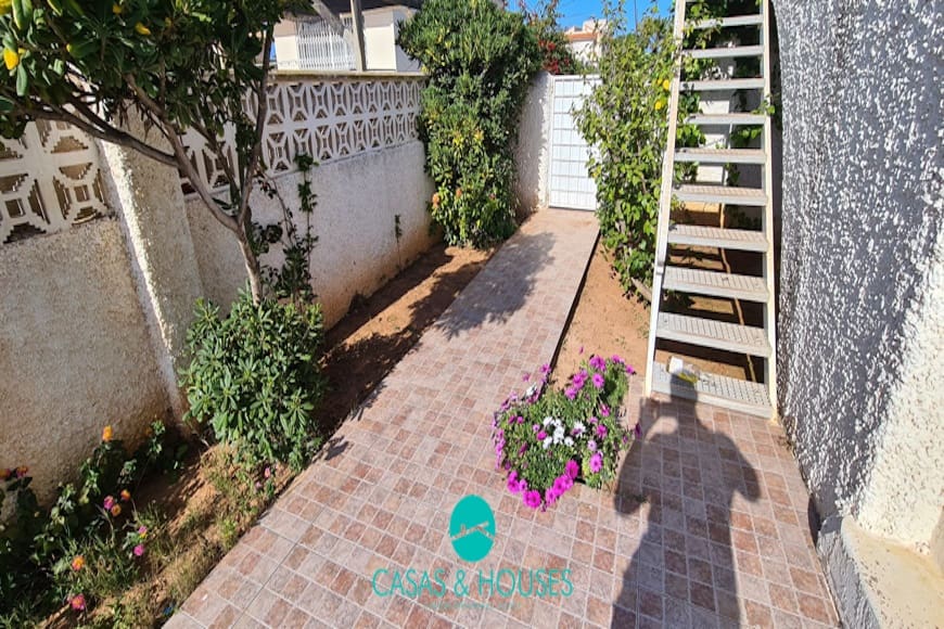 4 soveværelse Villa til salg i La Manga del Mar Menor med swimmingpool garage - € 410.000 (Ref: 9059900)