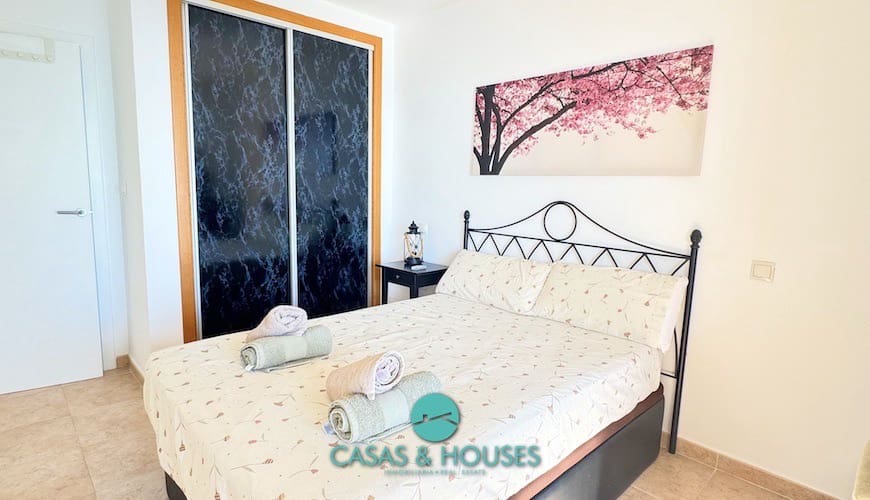 1 bedroom Apartment for sale in La Manga del Mar Menor with pool garage - € 150,000 (Ref: 9101412)