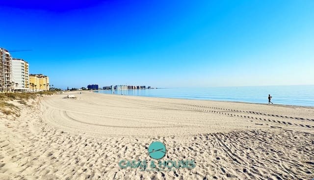 1 sypialnia Apartament na sprzedaż w La Manga del Mar Menor z basenem garażem - 150 000 € (Ref: 9101412)