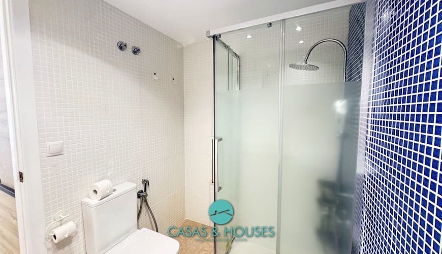 1 bedroom Apartment for sale in La Manga del Mar Menor with pool garage - € 150,000 (Ref: 9101412)