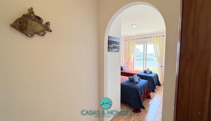 2 bedroom Apartment for sale in La Manga del Mar Menor with pool - € 215,000 (Ref: 9105302)