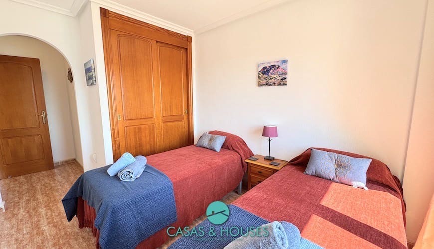 2 bedroom Apartment for sale in La Manga del Mar Menor with pool - € 215,000 (Ref: 9105302)