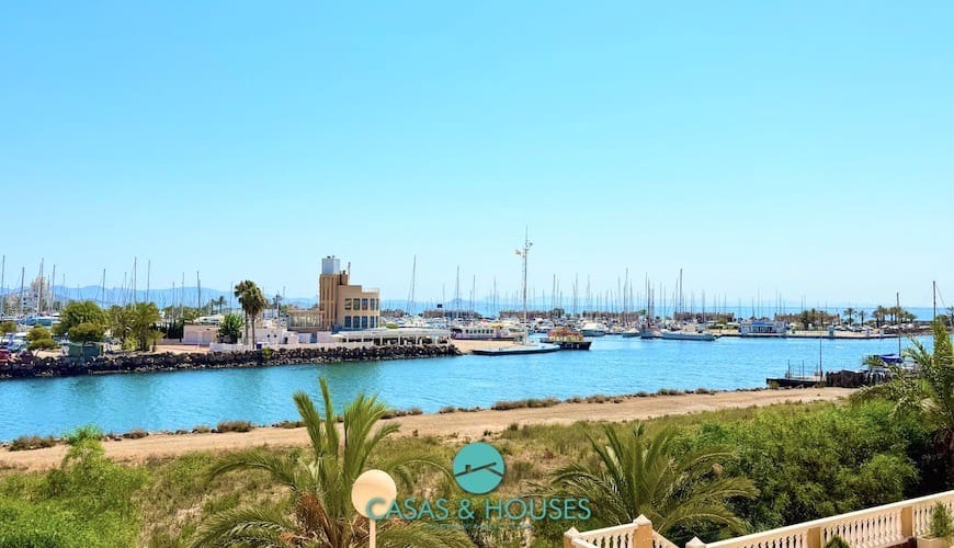 2 bedroom Apartment for sale in La Manga del Mar Menor with pool - € 215,000 (Ref: 9105302)