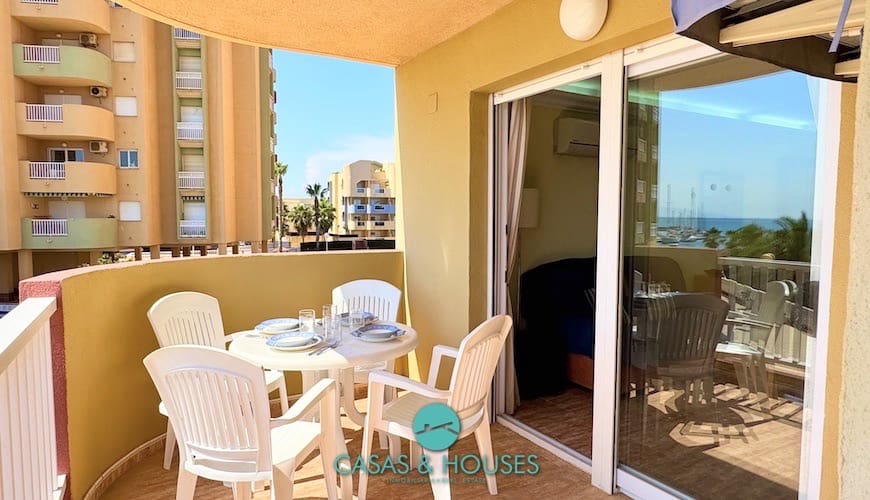 2 bedroom Apartment for sale in La Manga del Mar Menor with pool - € 215,000 (Ref: 9105302)