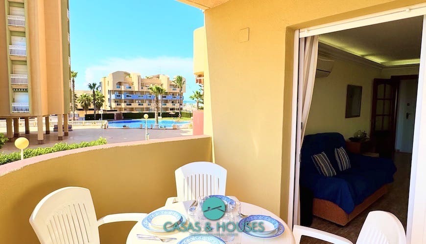 2 bedroom Apartment for sale in La Manga del Mar Menor with pool - € 215,000 (Ref: 9105302)