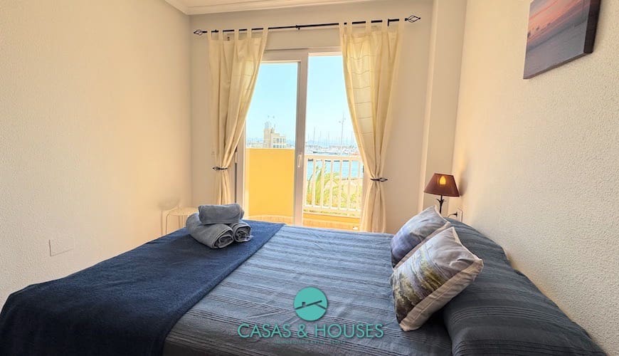 2 bedroom Apartment for sale in La Manga del Mar Menor with pool - € 215,000 (Ref: 9105302)