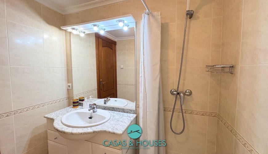 2 bedroom Apartment for sale in La Manga del Mar Menor with pool - € 215,000 (Ref: 9105302)