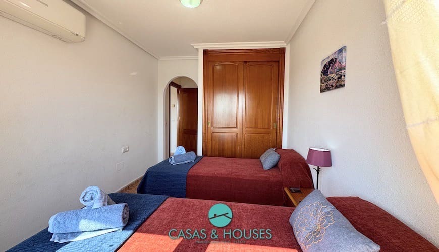 2 bedroom Apartment for sale in La Manga del Mar Menor with pool - € 215,000 (Ref: 9105302)