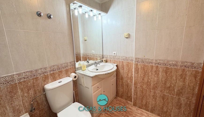 2 bedroom Apartment for sale in La Manga del Mar Menor with pool - € 215,000 (Ref: 9105302)