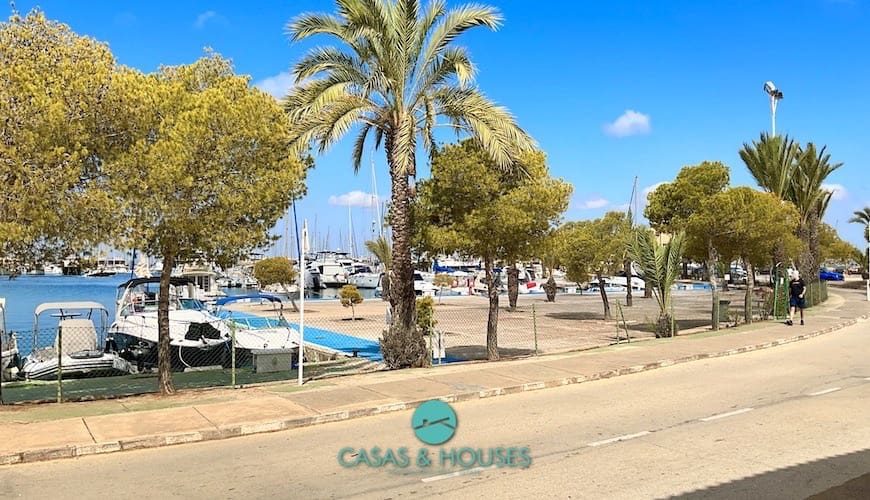 3 bedroom Apartment for sale in La Manga del Mar Menor - € 205,000 (Ref: 9116373)