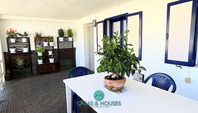 3 bedroom Apartment for sale in La Manga del Mar Menor - € 205,000 (Ref: 9116373)